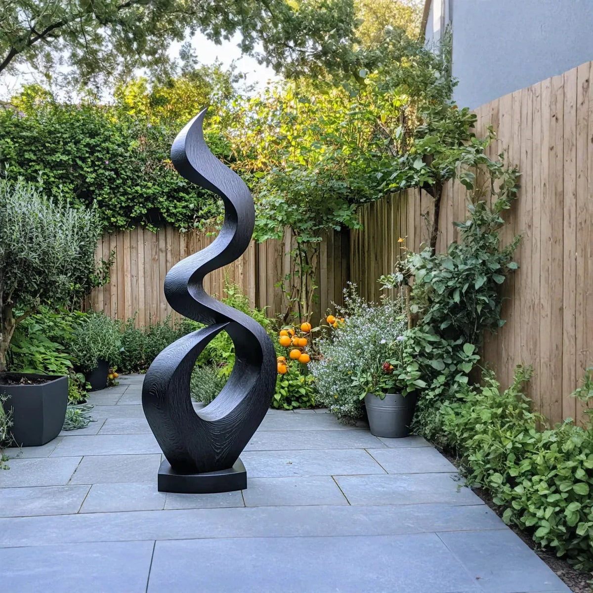 Outdoor Solid Wood Spiral Flame Sculpture – Modern Garden Art for Patios, Courtyards, and Landscapes